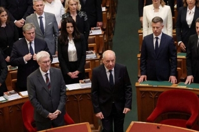 Mađarski medij uputio apel novoj vladi: Idite na komemoraciju u Potočare 11. jula