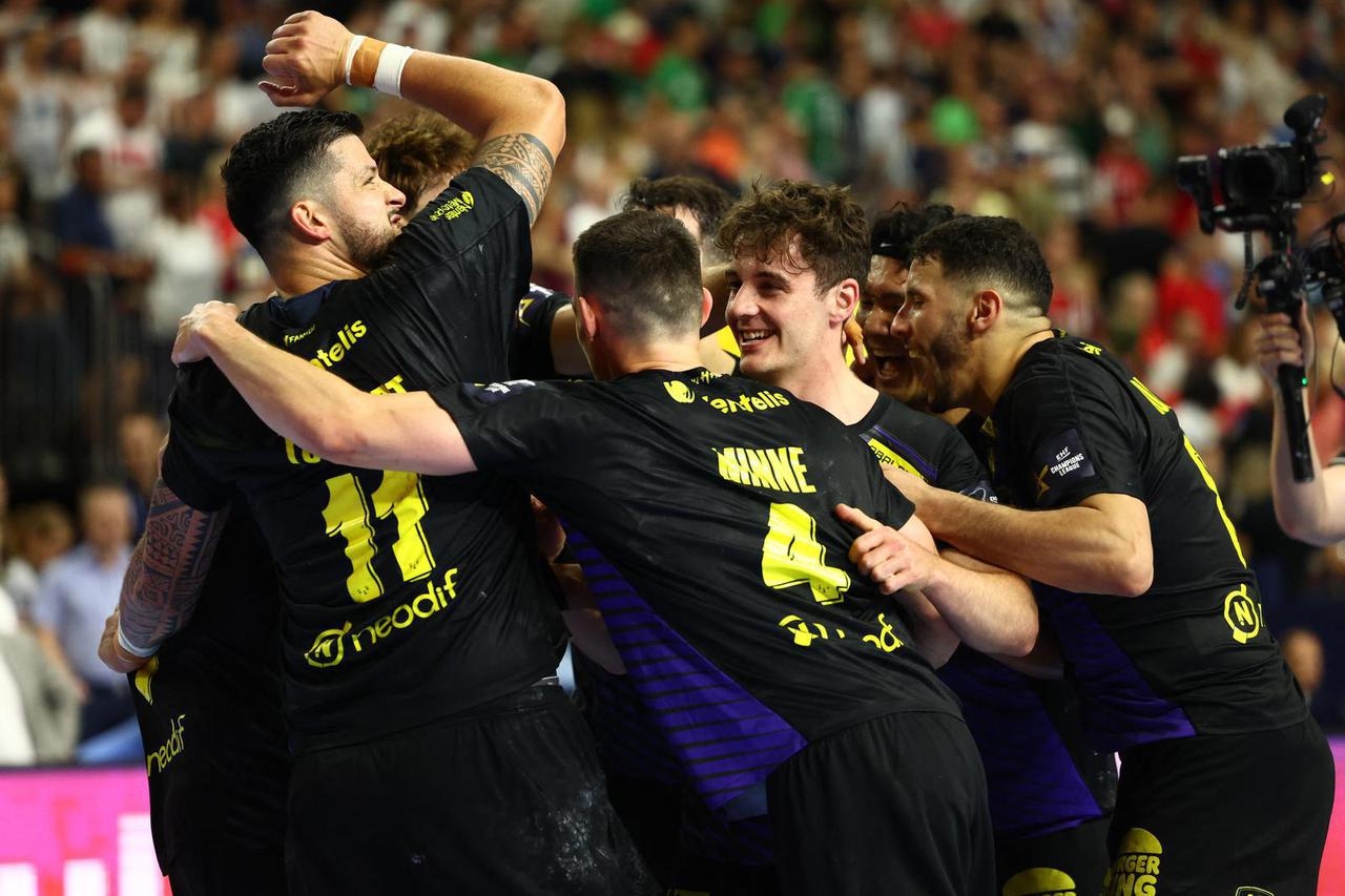 Rukometaši Barcelone 13. put postali europski prvaci pobjedom protiv Fuchsea