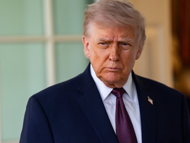 Tramp zaprijetio raskidanjem trgovinskog sporazuma sa Britanijom