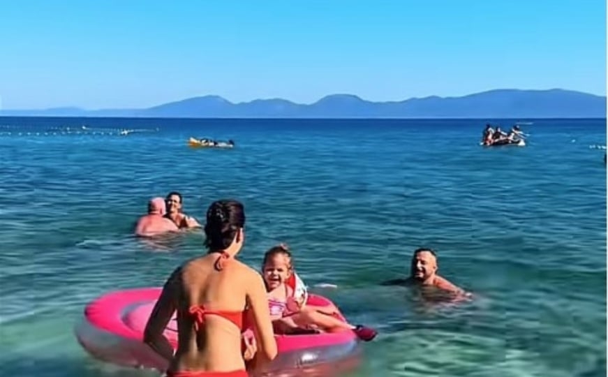 "Kako znaš da su Bosanci na plaži": Objava Bosanke nasmijala cijelu regiju