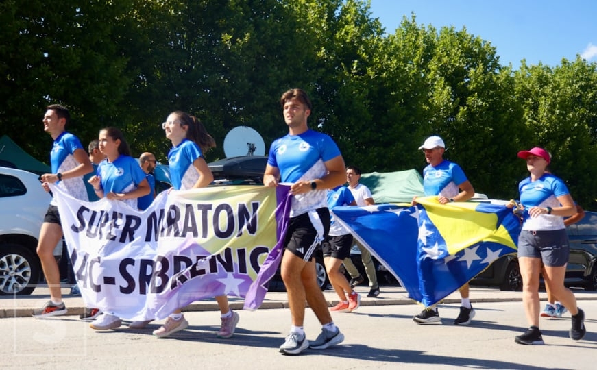 Hiljade kilometara za Srebrenicu: Maratonci, biciklisti i kvadisti stigli u Potočare