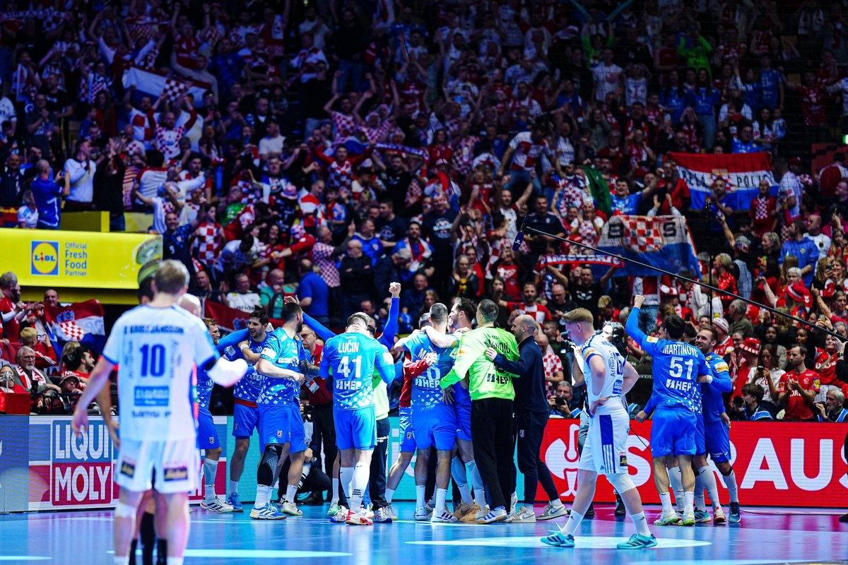 Hrvatska dobila kaznu zbog zastave