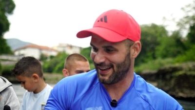 Influenser iz Mostara: Ne mogu naći dres Lukića, a on će ga opet “utrpati” večeras