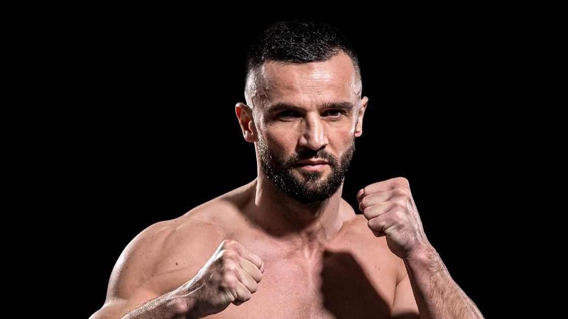 Fantastični Mesud Selimović slavio na prestižnom GLORY eventu u revanšu protiv opasnog Marokanca