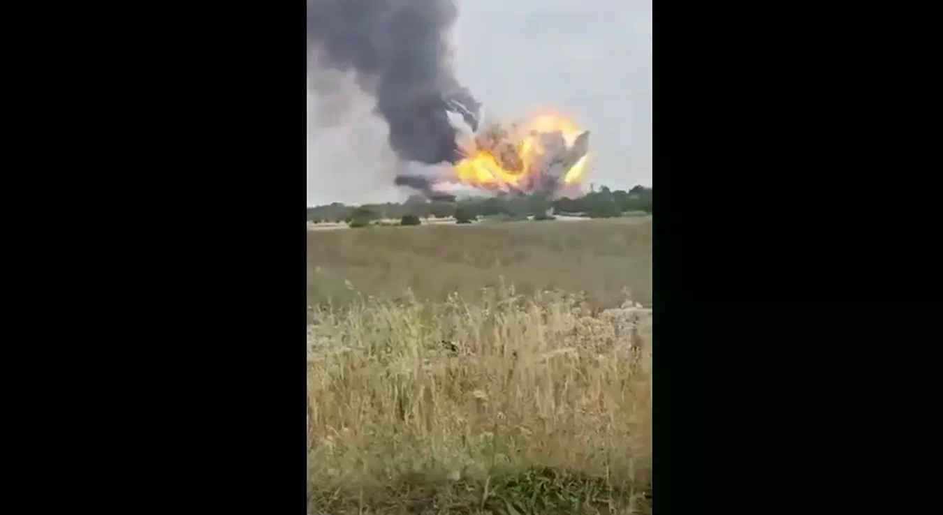 Снажна експлозија у индустријском комплексу: Повријеђено 20 ватрогасаца