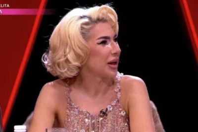 Jovana Jeremić šokirala stajlingom: Evo u čemu je vodila jutarnji program (FOTO)