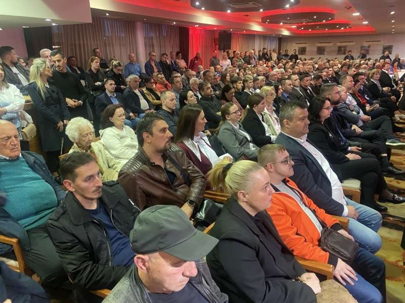 Nikšić: Nećemo dozvoliti stečaj Nove Željezare Zenica, a vlasnicima ćemo platiti šta su uložili