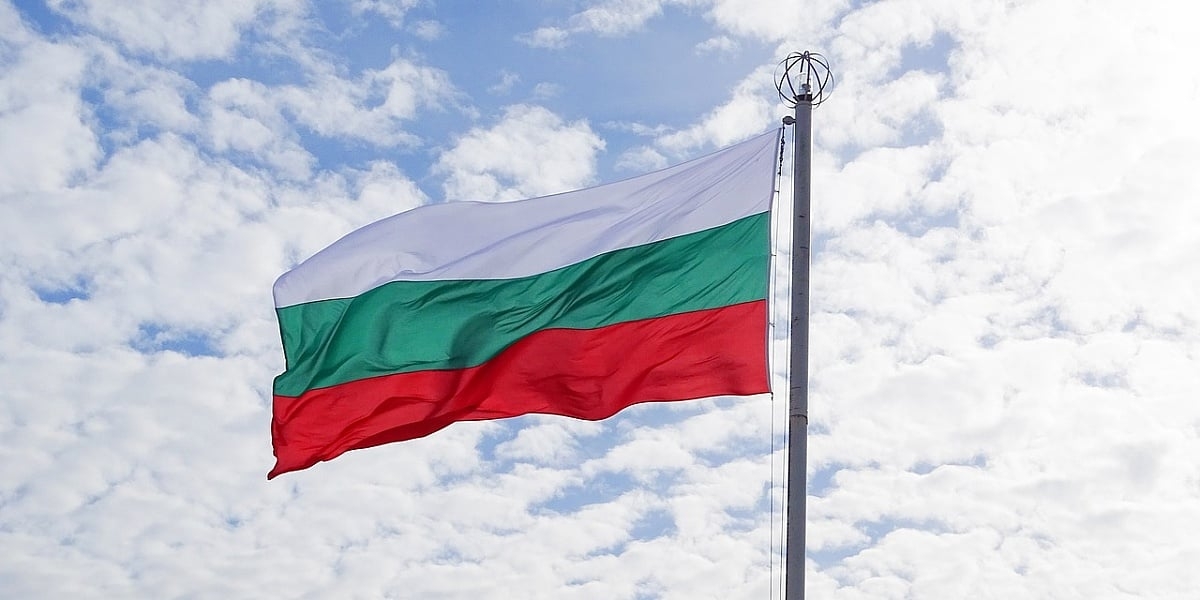 U Bugarskoj danas predsjednički izbori: Glavni favoriti su aktuelna predsjednica i bivši premijer
