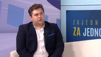 FEDERALNI ZASTUPNIK HARIS SILAJDŽIĆ TVRDI: 'Pajaci Trojke prodali su suverenitet BiH!'