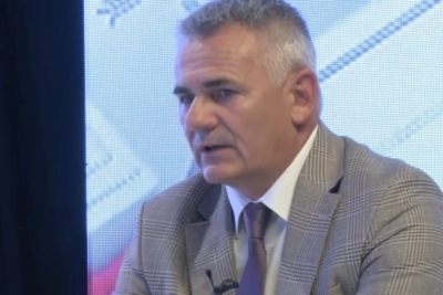 'DRŽALI ME NA PRELAZU MERDARE VIŠE OD 6 SATI': Gradonačelnik Brčkog zakukao zbog Albanaca - 'Detaljno me pretresali prije ulaska na Kosovo'