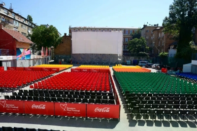 Pripreme za najveći praznik filma u punom zamahu: Na Metalcu podignuto platno za projekcije 32. Sarajevo Film Festivala