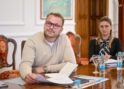 Obnoviti spomenike na Banj brdu i kasarne na Kastelu