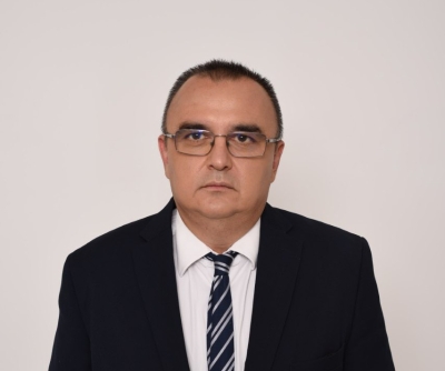 „Građanima ne trebaju torovi ni čobani“ Bakmaz prozvao SNSD da narod pokušavaju da KUPE ovcama i kokoškama