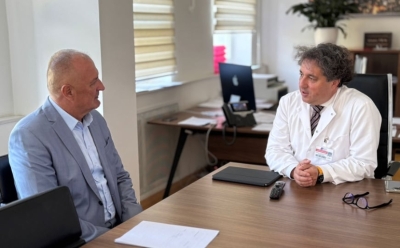 HELEZ SA DIREKTOROM KCUS-a ALENOM PILAVOM: Važna uloga Oružanih snaga u spašavanju vitalno ugroženih pacijenata