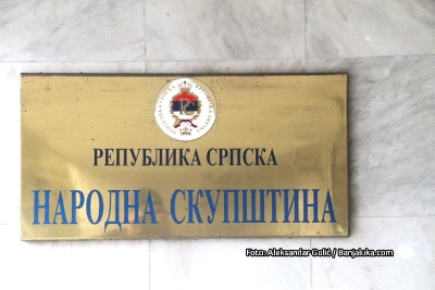 Šta se dešava u Narodnoj skupštini RS? Policija istražuje prijetnje
