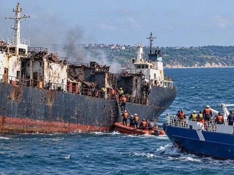 Sedam članova posade nestalo nakon napada dronovima na tanker kod Rumunije