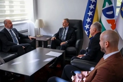 CRVENI KARTON ZA EFENDIĆA: Amerikanci protiv ulaska Stranke za BiH u vlast?