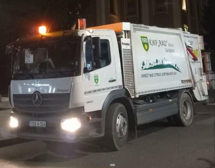 Napadnut radnik KJKP "Rad" u Sarajevu: Teško povrijeđen tokom prikupljanja otpada