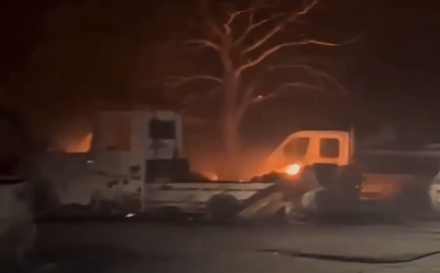 Izgorjela auta ostavljena na cesti, stanovnici evakuisani: Pogledajte zastrašujuće prizore iz Omiša