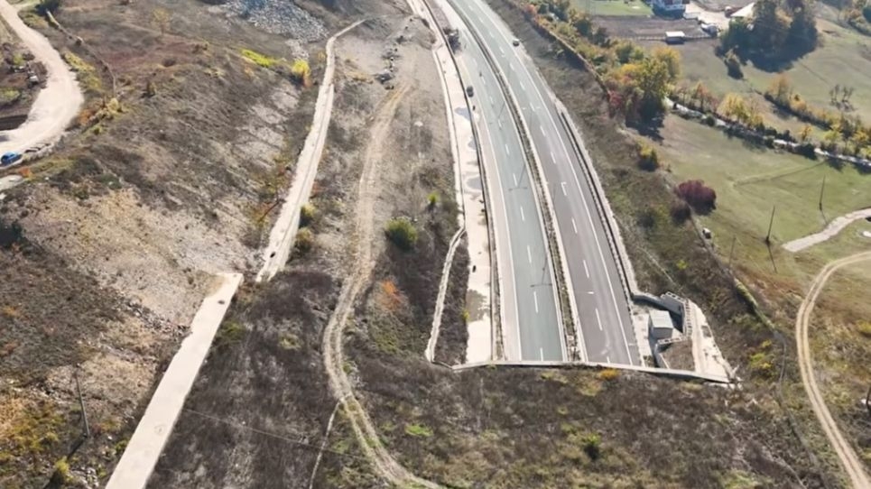 Video iz zraka / Pogledajte kako izgleda sanacija potpornog zida na zeničkoj zaobilaznici