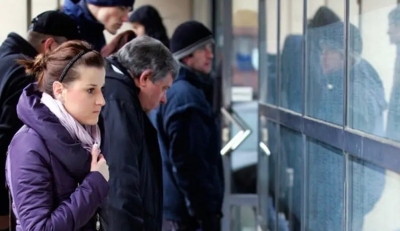 Biroi prazni, a radnika nigdje: Nezaposlenost u BiH smanjuju koferi, a ne konkursi