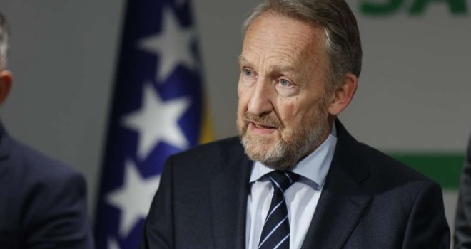 Izetbegović: 'Dodik uskoro neće moći biti predsjednik SNSD-a!'