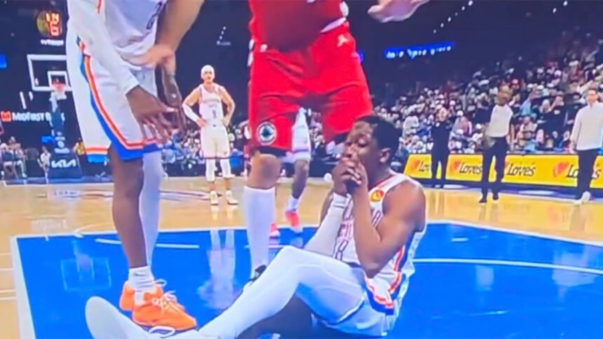 NBA zvijezda doživjela jezivu povredu, saigrači jedva zadržavali suze