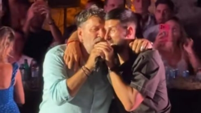 Novak Đoković zapjevao na koncertu Vlade Georgieva, plesnim pokretima oduševio publiku
