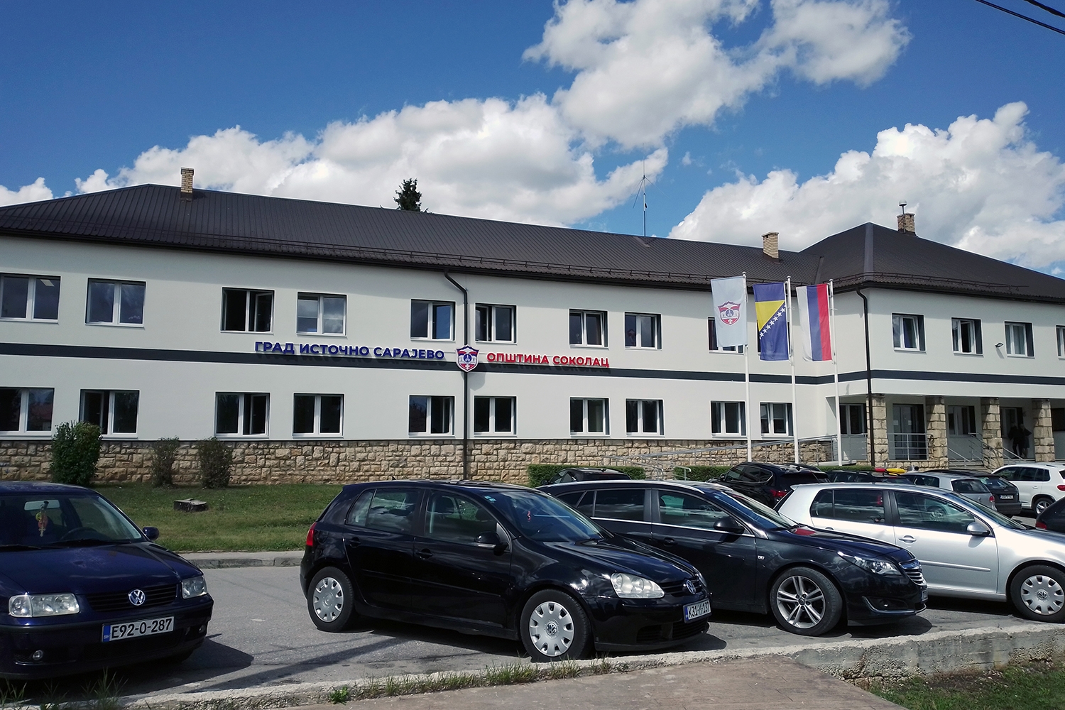 Finansijski kolaps JKP „Sokolac“: Kredit od pola miliona gasi požar, ali ne rješava milionske dugove