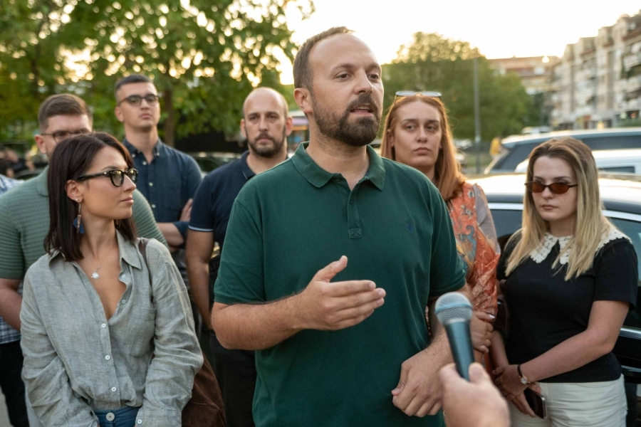 ŠAHMAN OTVORENO UPOZORAVA: 'Licemjerno je glasati za negatore genocida pa onda organizovati promociju knjige o Srebrenici!'