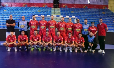 Sloga deklasirala Kur