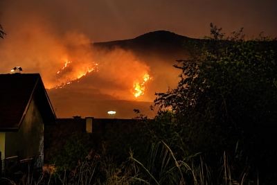 BRAČ POD OPSADOM VATRE Oko 1.500 hektara zahvaćeno požarom, na terenu veliki broj vatrogasaca