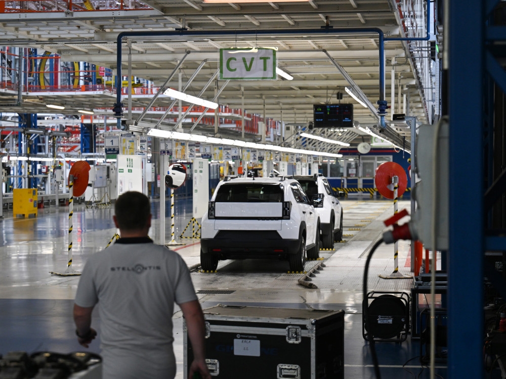 Kriza autoindustrije produbljuje probleme Volkswagena i Stellantisa