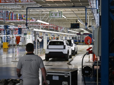 Kriza autoindustrije produbljuje probleme Volkswagena i Stellantisa
