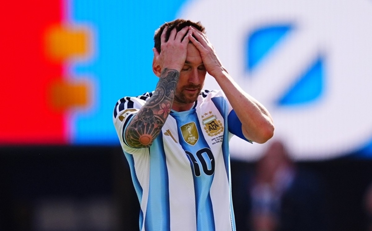 Messi rekao da nije siguran koliko dugo će još igrati nakon smrti oca