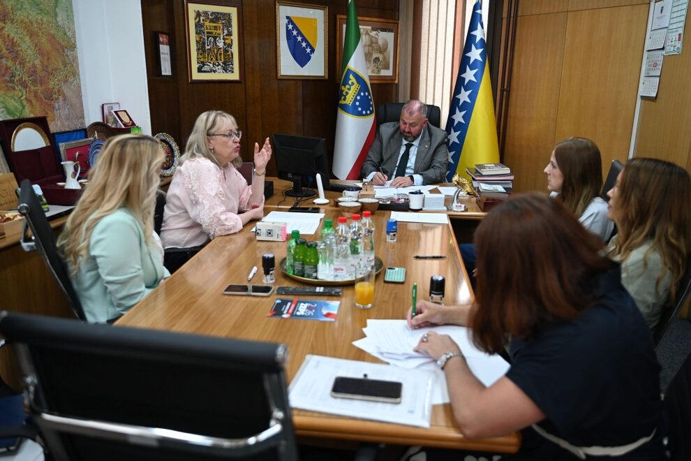 Potpisani ugovori o dodjeli poticajnih sredstava razvojnim agencijama u ZDK