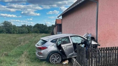 Teška nesreća u BiH: Poginuo vozač Hyundaia
