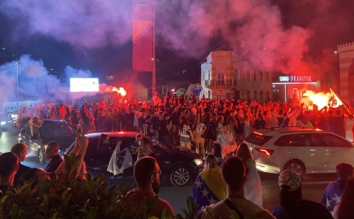 Slavlje na ulicama Tuzle nakon velike pobjede Zmajeva