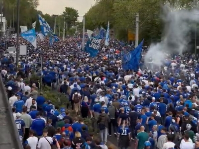 Nestvarne scene iz Gelsenkirchena: Grad gori za Schalke 04