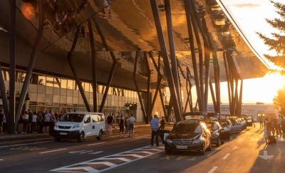 Putnici i osoblje hitno evakuisani: Dojava o postavljenoj bombi na aerodromu u BiH