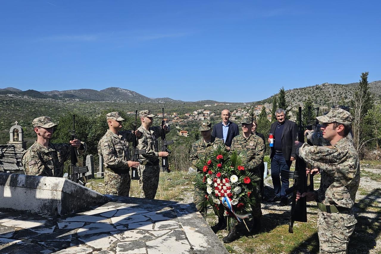DONOSIMO: Kako je država izbrisala hrvatskim dragovoljcima vrijeme u obrani BiH