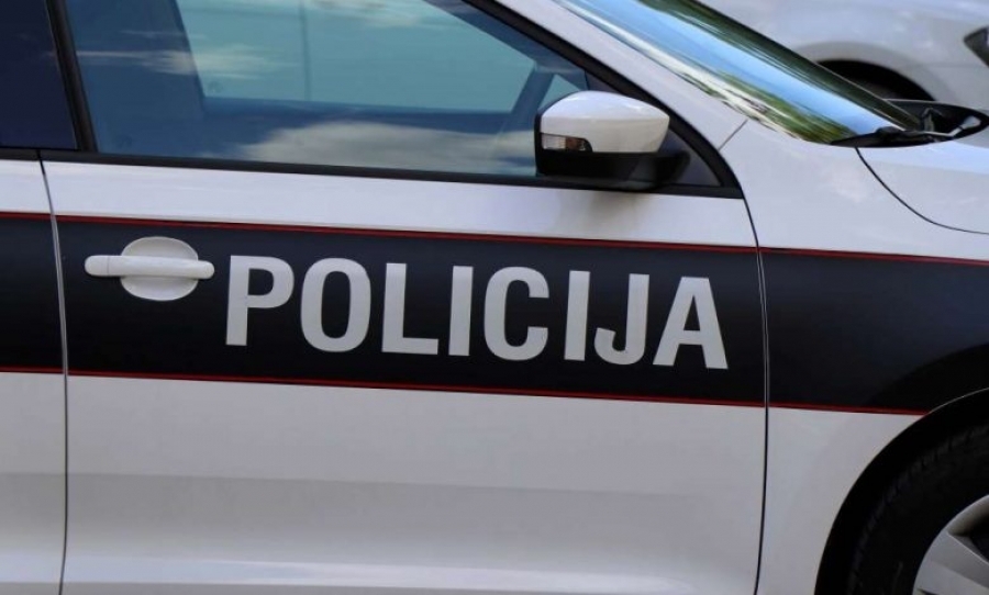 TRAGIČNA NESREĆA U SARAJEVU: Vozač poginuo nakon udara u stub