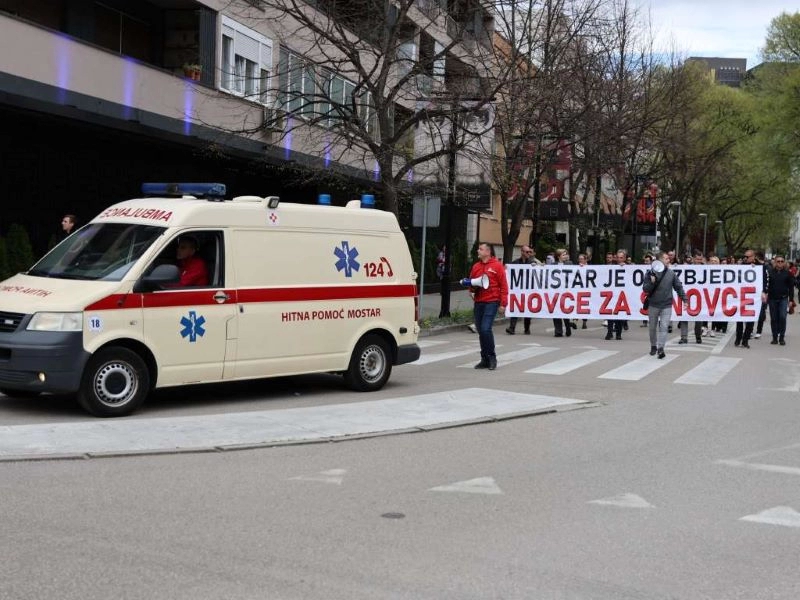 Zdravstveni sindikalisti HNŽ-a najavili štrajk, Vlada ih poziva na razum