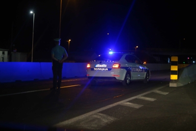 Povrijeđene najmanje 2 osobe: Teška saobraćajka u banjalučkom naselju, policija i Hitna na terenu