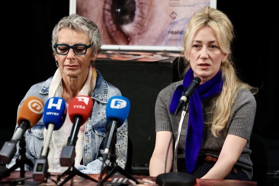 SPEKTAKL U KAMERNOM TEATRU 55: Premijera predstave 'Mokre mačke' Džane Pinjo i Tatjane Šojić 20. oktobra
