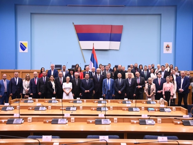 Usvojena Zajednička izjava Parlamentarnog foruma Srbije i Srpske: Poštovati Dejtonski sporazum i prava naroda (FOTO/VIDEO)