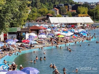 Panonika zatvara sezonu: Više od 300.000 gostiju na tuzlanskom "moru"