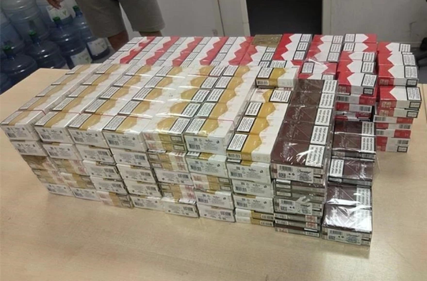 Sakrio 16.100 cigareta u kombiju: Kaznu od 19.000 eura platio odmah