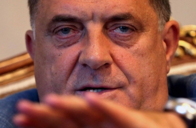 DODIK OPET PODIVLJAO: 'Nikada se neće desiti rješenja koja hoće da nametnu!'