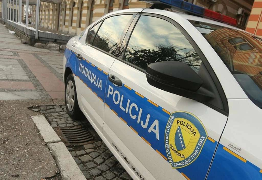 U Brčkom otac nesretnim slučajem pregazio sina